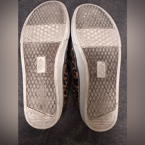 Faded Glory Cheetah Print Memory Foam Shoes - Picture 8 of 10